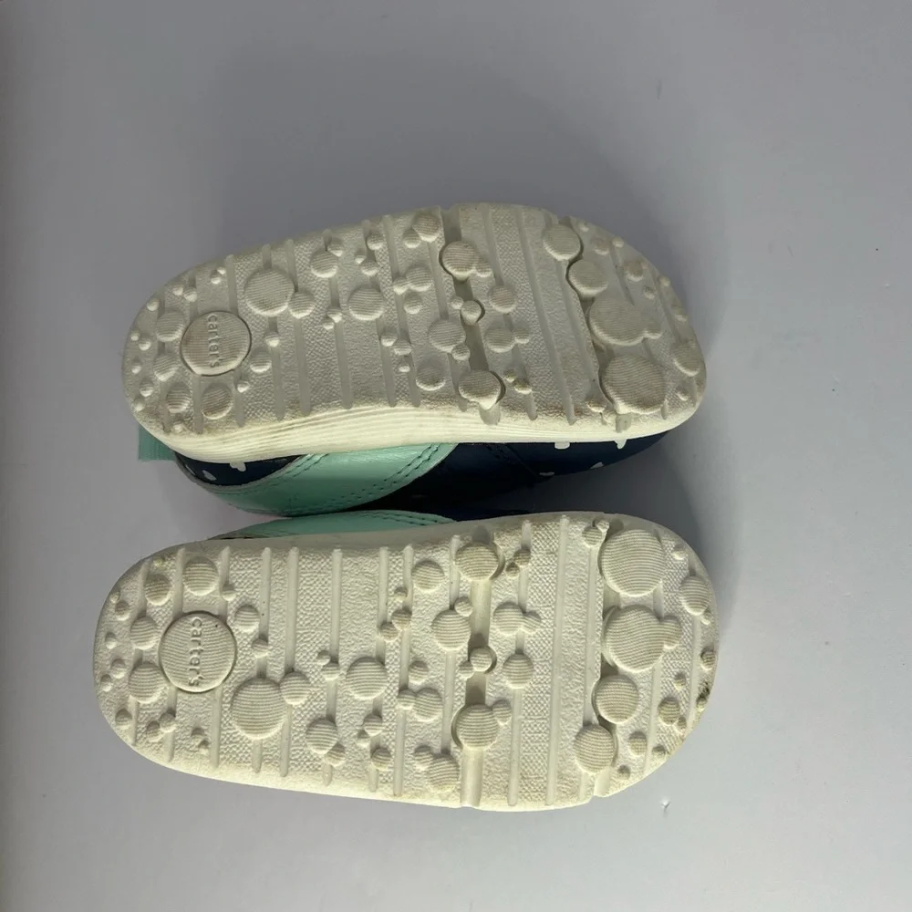 Carters infant Baby 3.5 M Blue Sneakers White Hearts Preloved pink inside Relay